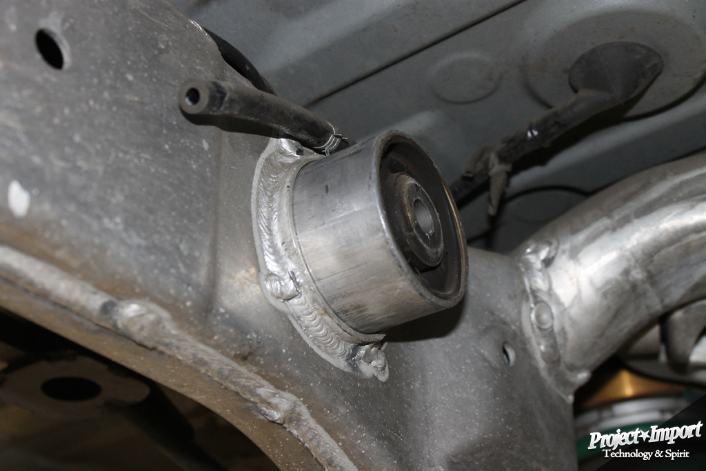 Front Lower Control Arm RH For Nissan 350Z & Infiniti G35 - Suspension Wishbone Replacement